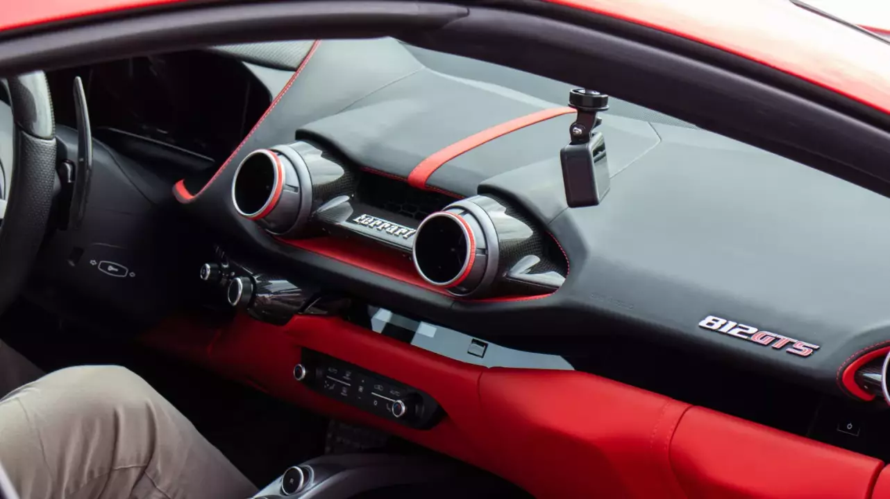 Ferrari 812 élményvezetés Ausztriában Párndorf mellett fő kép