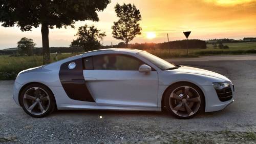 Audi R8 élményautózás gyerekeknek a Kakucs Ring versenypályán 1