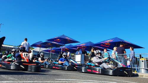 Mini GP gokart versenycsomag dobogós díjkiosztóval és éremmel 14
