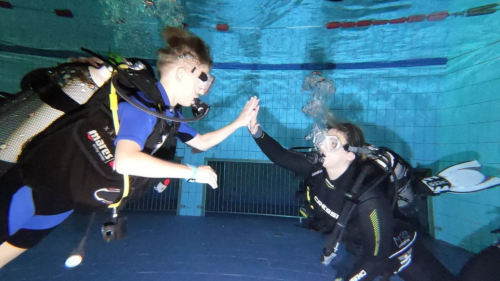 Kezdő Búvártanfolyam az aquaworldben-SSI OWD 2