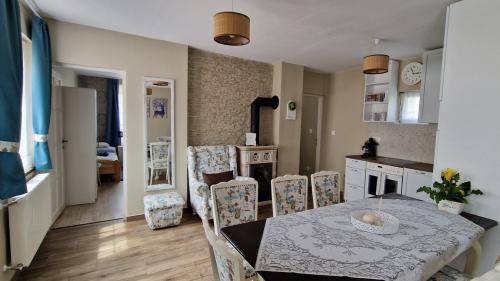 2 éjszakás Családi Wellness a bakonyi Vintage Apartmanban 4