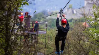 Canopy élmény Visegrádon (900 méteres lesiklópálya)