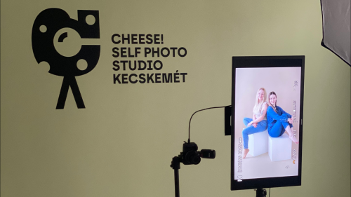 Élményfotózás fotós nélküli Selfie stúdióban Kecskeméten 4