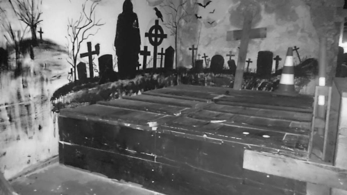 ÉLVE ELTEMETÉS - Horror szabaduló játék 2 főnek 1
