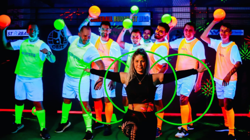 Dobd be magad! – Neon Dodgeball, azaz UV Kidobós élmény Budapesten 9