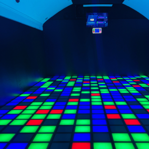 High-Tech Élőszereplős Arcade játékterem élmény Budapesten! – Hétköznap 6