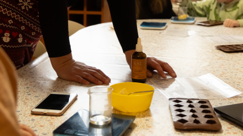 Keverd, mérd, alkoss! – Natúr kozmetikum workshop gyerekeknek Veresegyházon 8