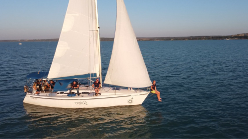 Élményvitorlázás Balatonfűzfőről, kapitánnyal 1