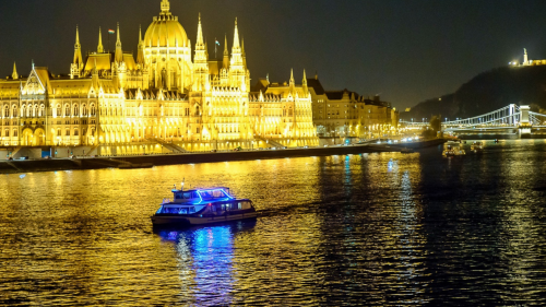 Kettesben Hajós Vacsora Budapesten! Romantikus környezet, élő zene! 7