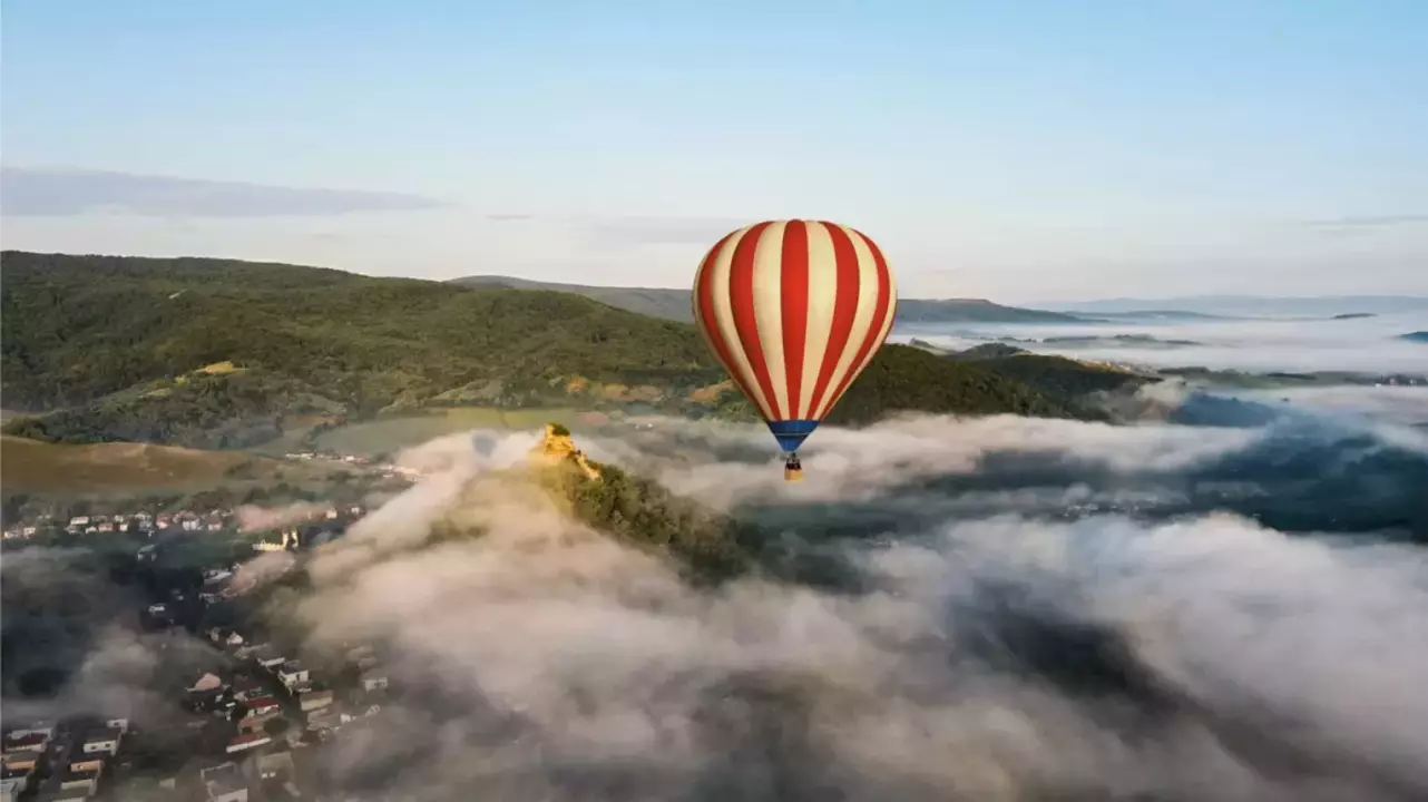 Kaland a magasban! - Hőlégballonos repülés Miskolc-Tokaj tájain fő kép