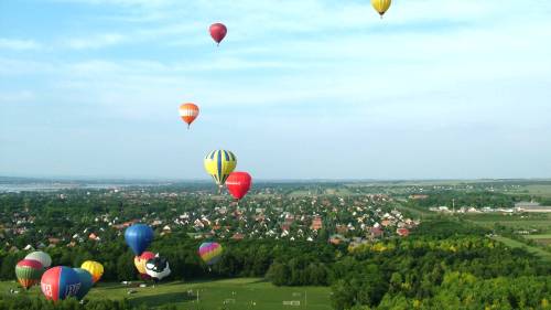 Hőlégballonos kötelékrepülés 9 fő részére 1