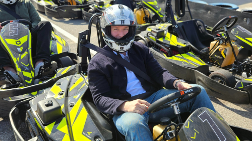 Gokartozás gyerekeknek a Hungaroring gokartpályáján 3 futamban - 14 éves korig! 5