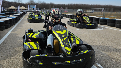 10+1 futamos Gokart bérlet a Hungaroring gokartpályáján (2 fő használhatja fel) 9