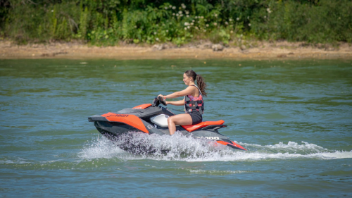 SeaDoo Spark Race 120LE  Jet-ski bérlés 2