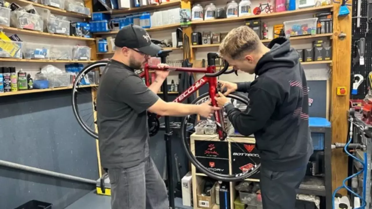 Tuttobici Kerékpárszerelési workshop Törökbálinton fő kép