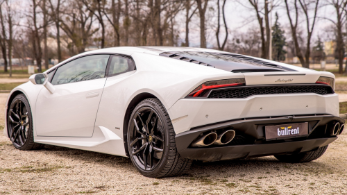 610 Le-s Lamborghini Huracan LP 610-4 autópályás vezetés 5