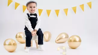 Baba és gyermek szülinapi fotózás budapesti műteremben