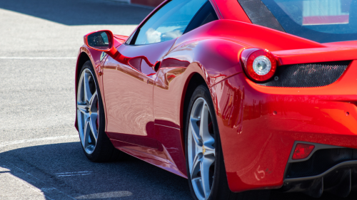 Ferrari 458 élményvezetés az M-Ringen – hétköznap/hétvégén 7