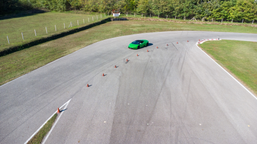 Lamborghini Huracán élményvezetés az M-Ringen – hétköznap/hétvégén 4