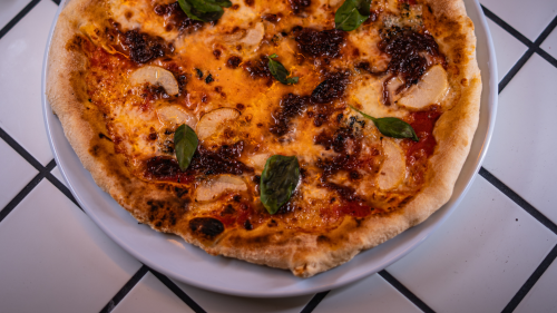 Pizza, ami összehoz! – Páros pizza-menü + DESSZERT a Quentin's Burgerben 6
