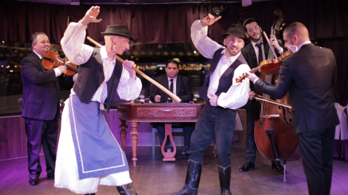 Vacsorahajó a Dunán Operett és Folklór Műsorral 6