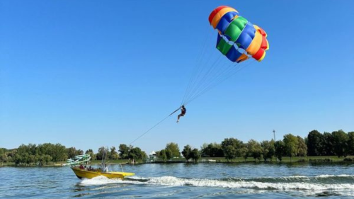 Víziejtőernyőzés a Tisza tavon 5