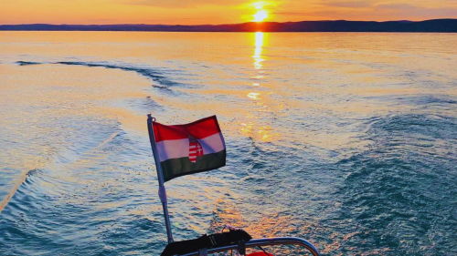 Keleti medence egész napos túra a Balatonon Wia 265 Yachton 2